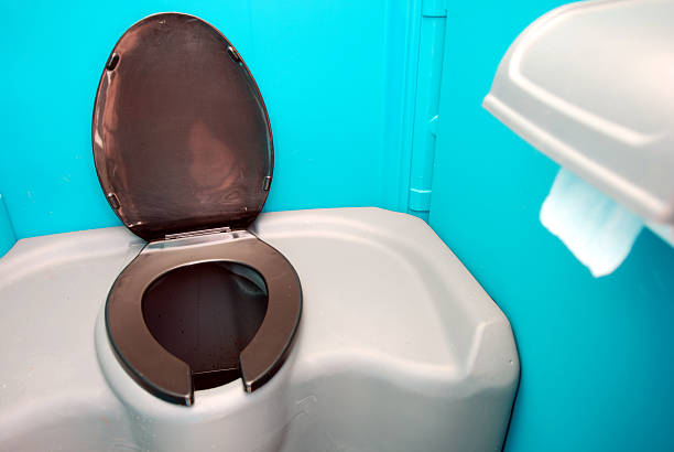 Best Portable toilet rental cost  in Madison, SD